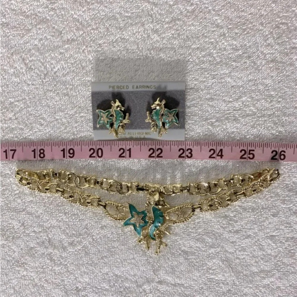 Vintage Gold Tone With  Turquoise Seahorse Earrings And Necklace Set - Picture 15 of 15